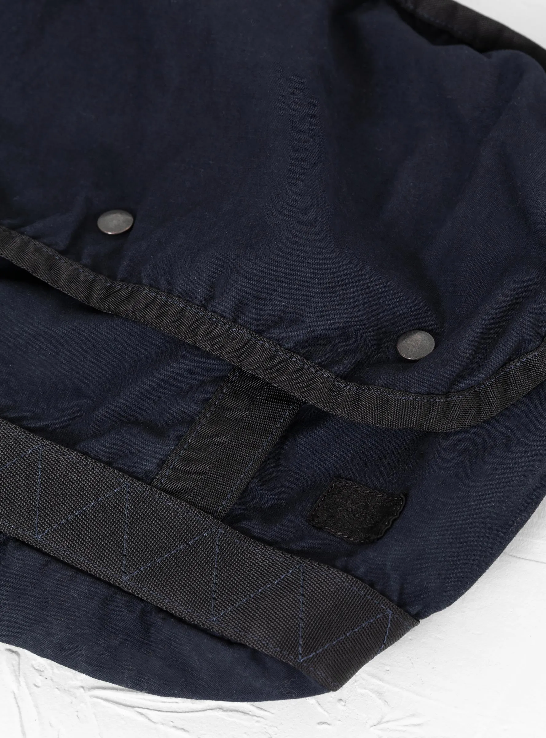 Crag Messenger Bag (M) Navy