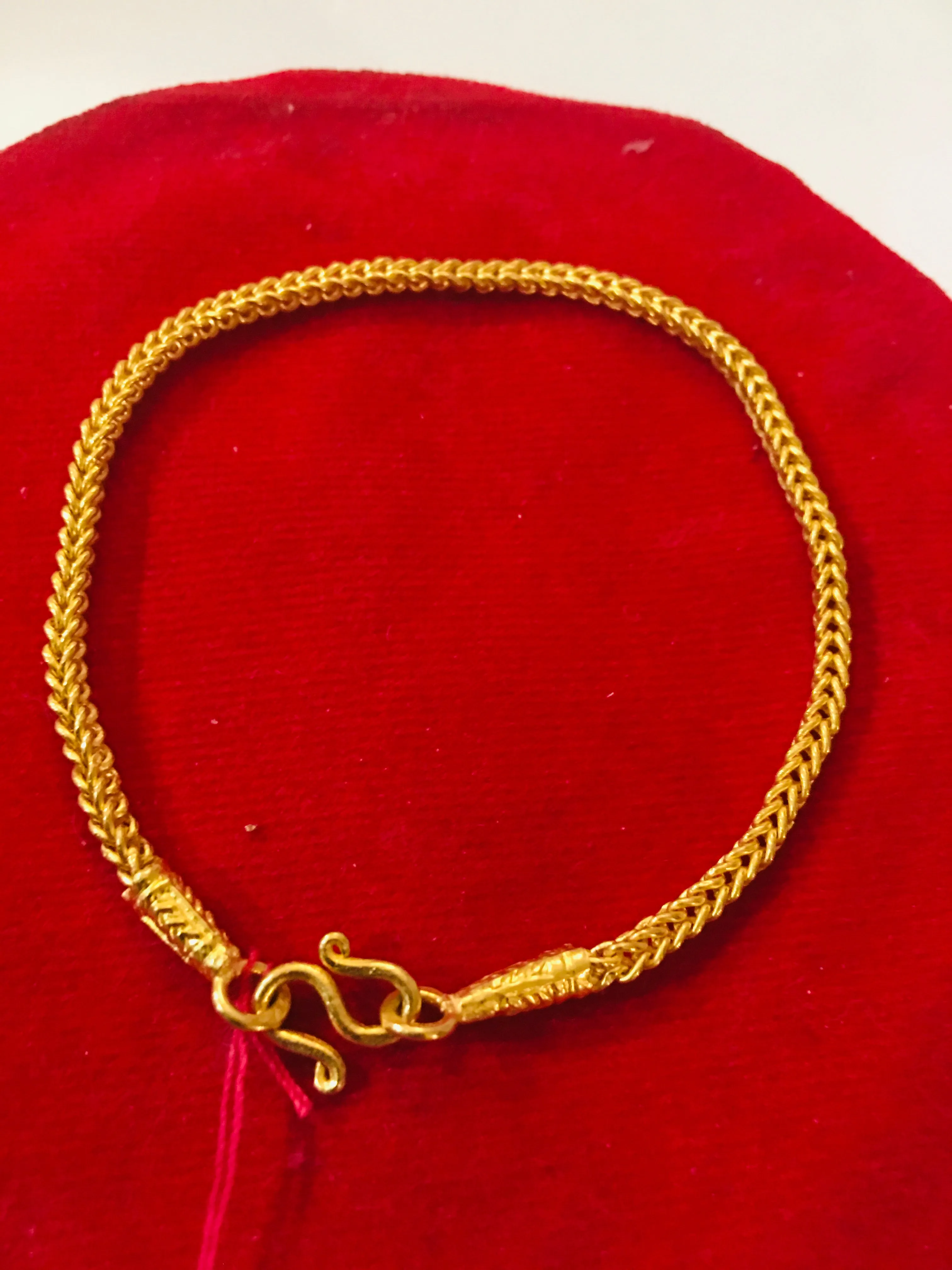 Item no. SP1067 Bangkok Solid gold 7” New Bracelet 4g.