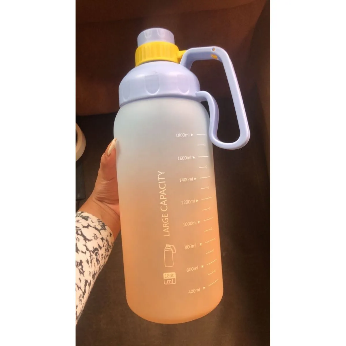 Large Capacity Straw Water Bottle