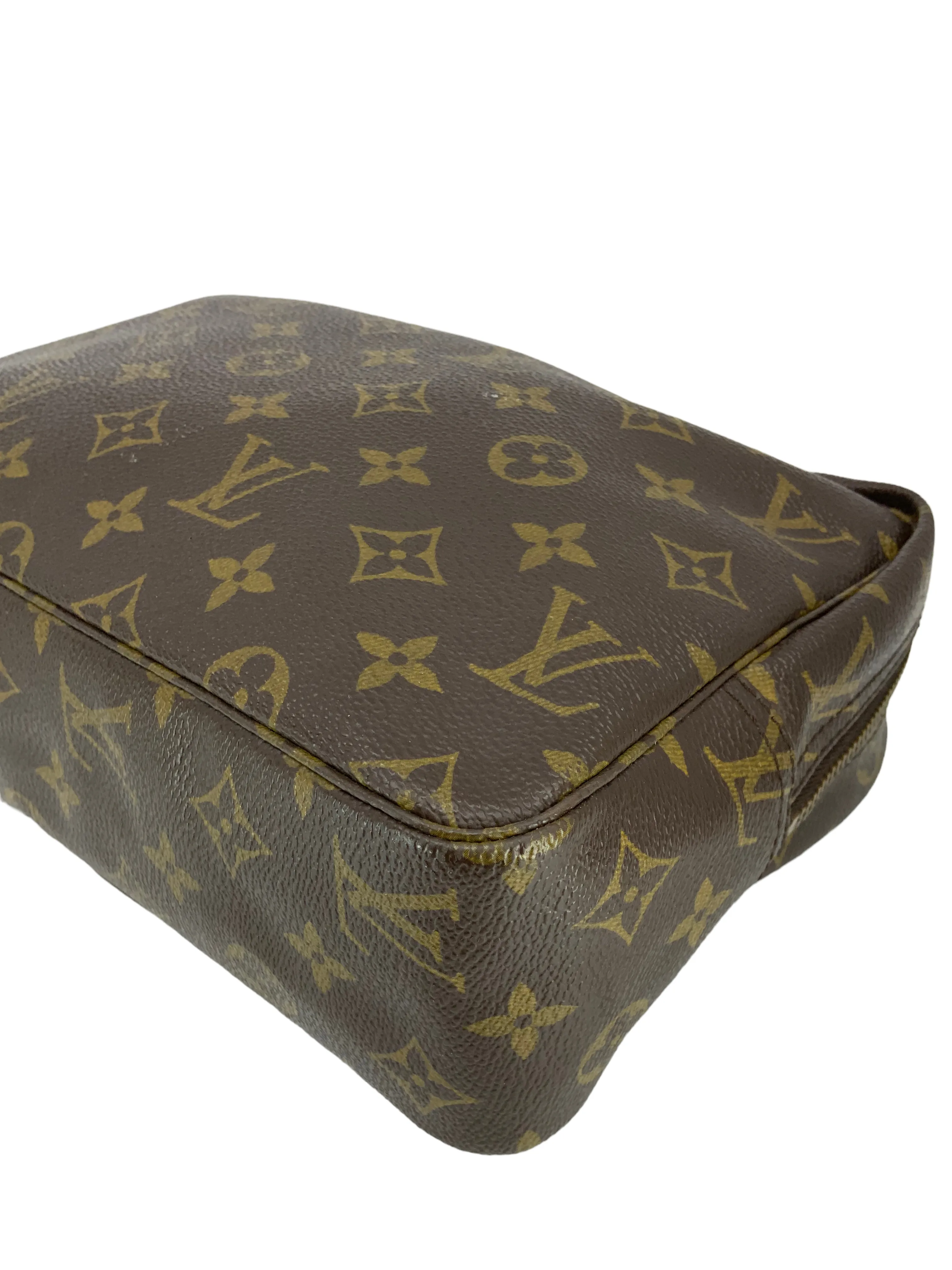 LOUIS VUITTON Vintage Monogram Canvas Trousse Toilette 28 Cosmetic Bag Pouch