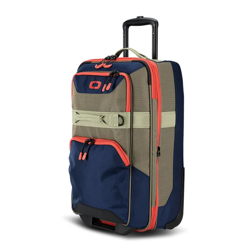 Ogio Alpha Layover Rolling Suitcase/Luggage