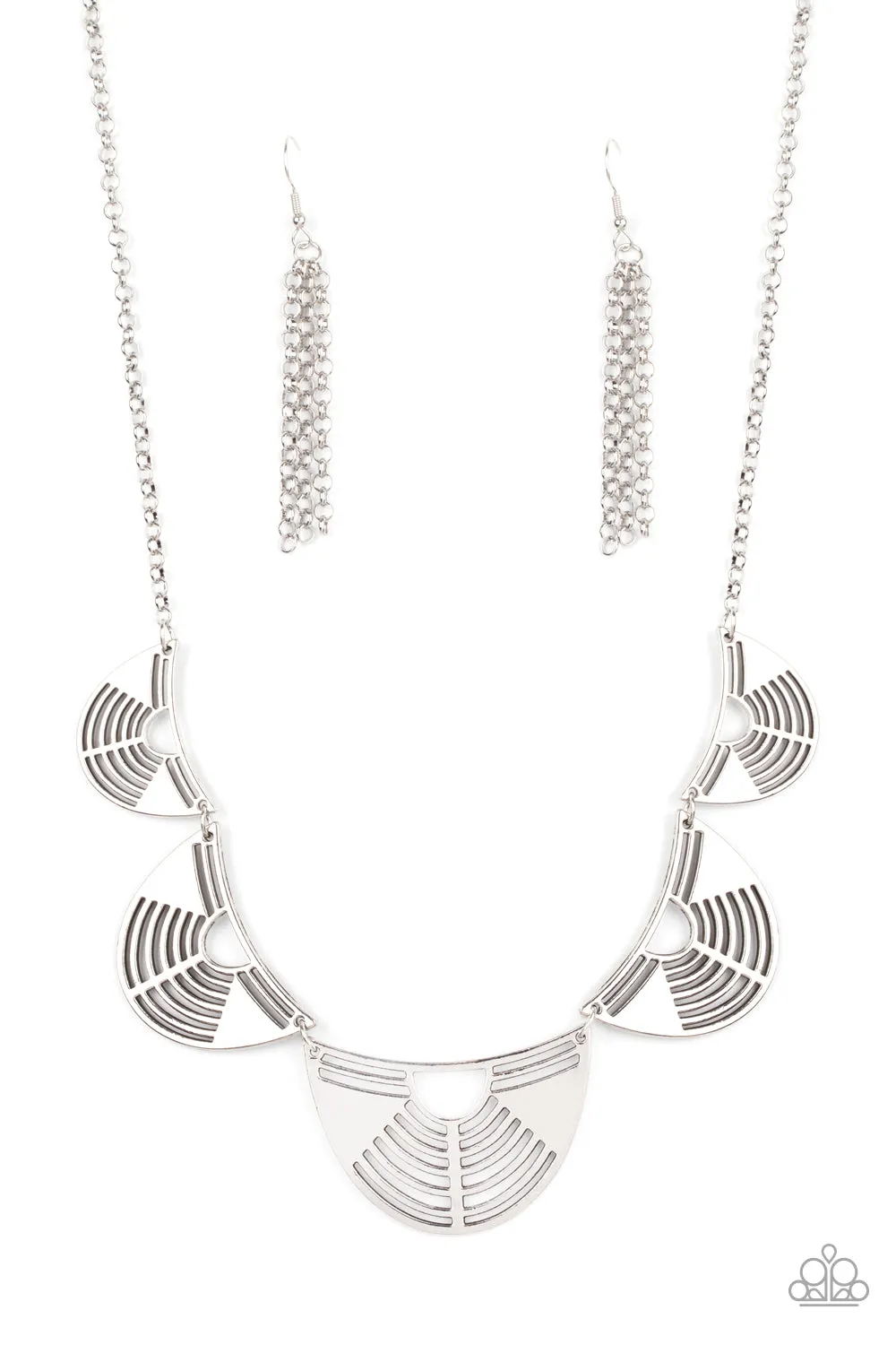 Paparazzi Necklace ~ Record-Breaking Radiance - Silver