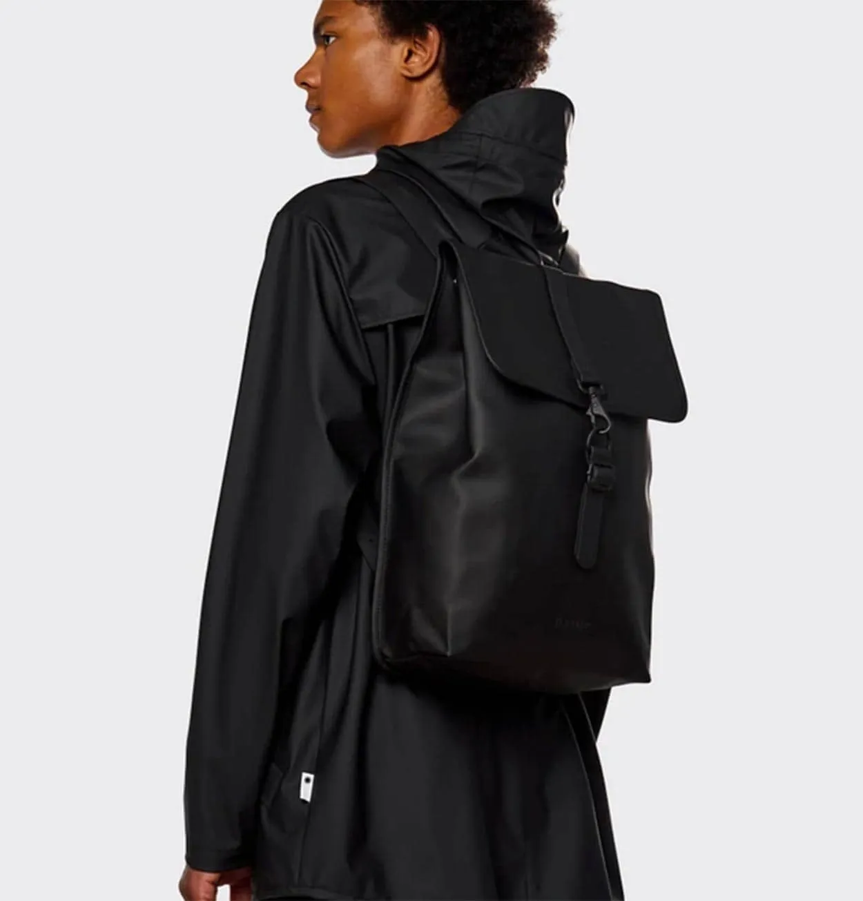 RAINS Rucksack in Black